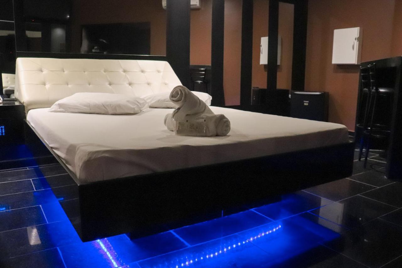 Ibiza Golden Motel フランサ エクステリア 写真