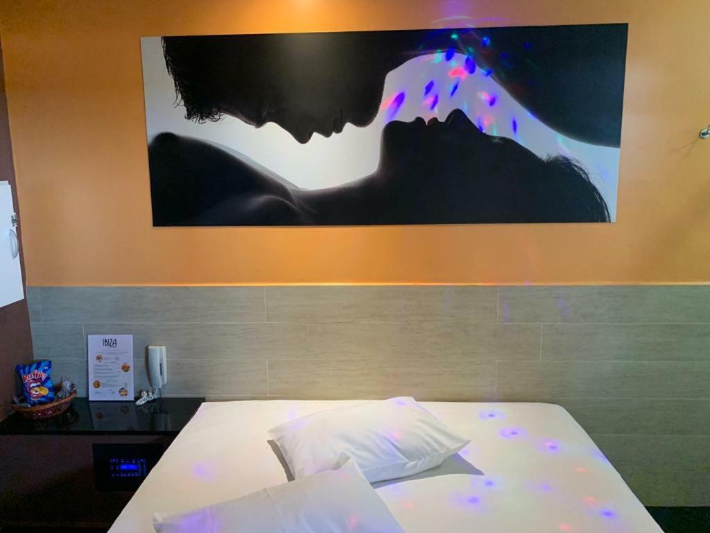 Ibiza Golden Motel フランサ エクステリア 写真
